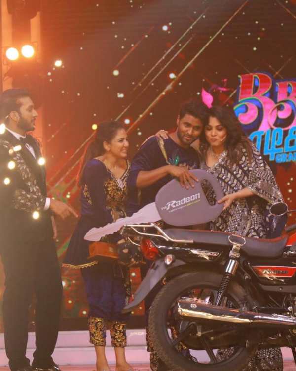 ரசிகர்களை கவர்ந்த நந்தினி