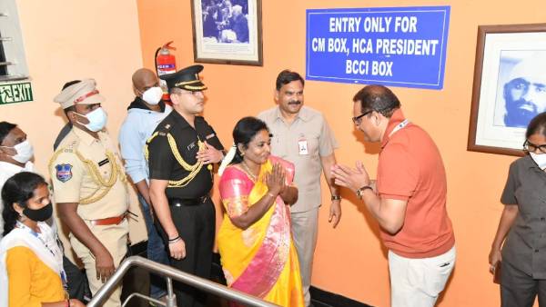 தமிழிசை சவுந்திரராஜன் 