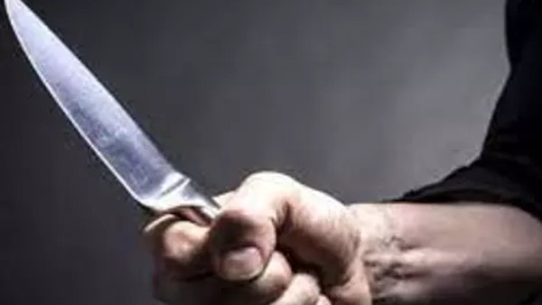 கத்தியை காட்டி மிரட்டல் 