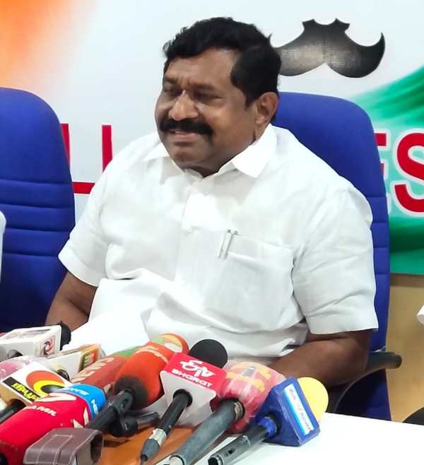 சட்டப்படி நடைபெற்ற பொதுக்குழு 