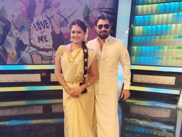 எதிர்பார்ப்பில் ரசிகர்கள்