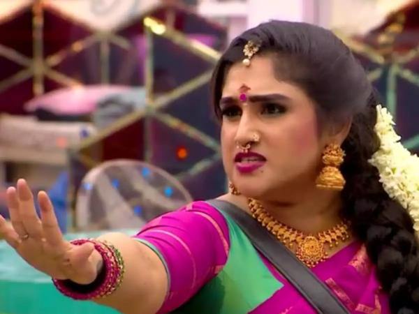 பிக் பாஸ் நிகழ்ச்சியில் அறிமுகம் 