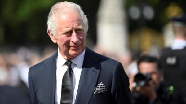 மேகன் நிறம் மேகன் நிறம்