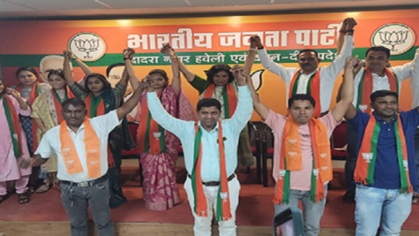  பதவியேற்பு 