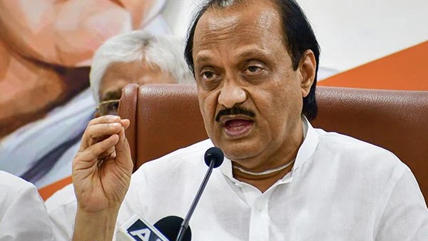  அஜித் பவார்