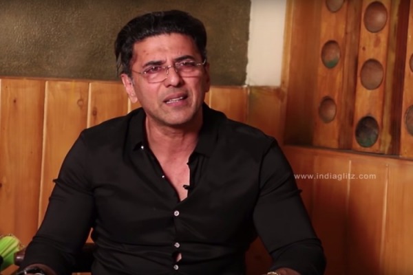 சினிமாவை விட்டு விலகல் 