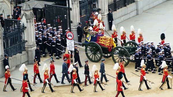 13 மன்னர்கள் 13 மன்னர்கள்