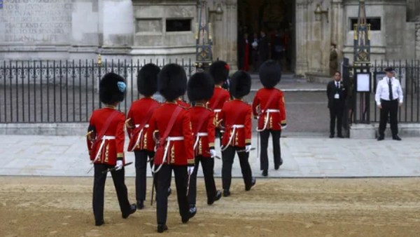 உடல் அடக்கம் 