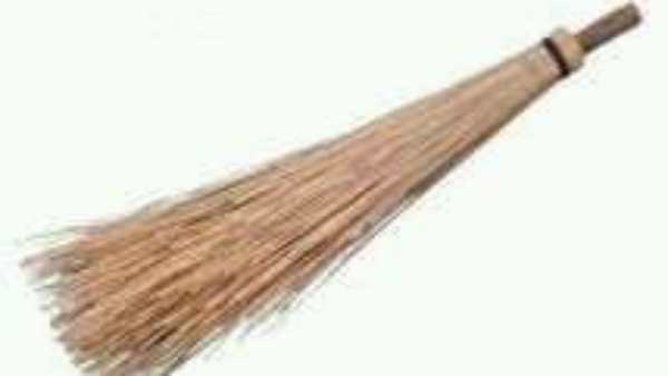 பழைய துடைப்பம் 