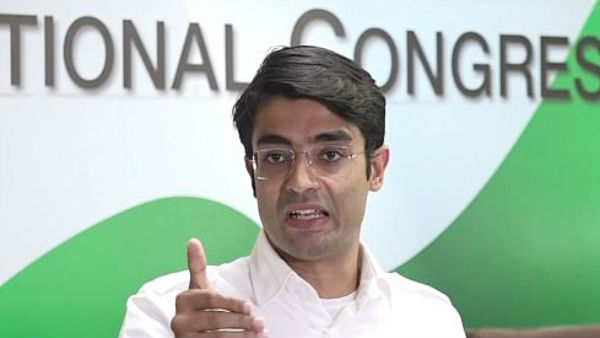 எதிர்க்கட்சியினர் விமர்சனம்