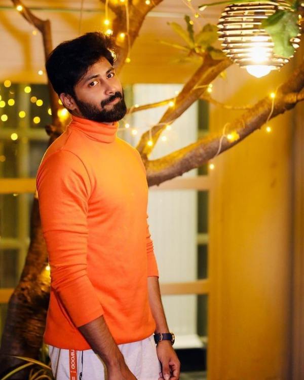 சாத்தான் ஆக மாறிய சமூக வலைதளங்கள்