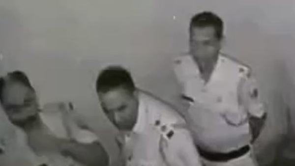  வலியுறுத்தல்