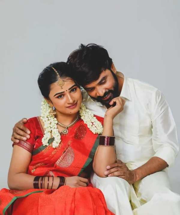 மனைவிக்காக மாறிய சினேகன் 