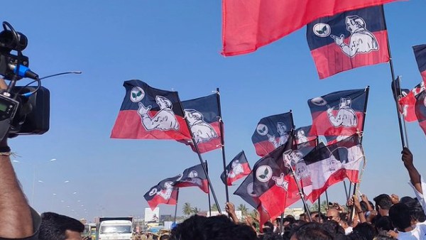  4 அம்புகள் 