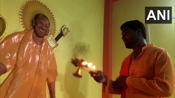 யூ டியூப் மூலம் வருவாய் யூ டியூப் மூலம் வருவாய்