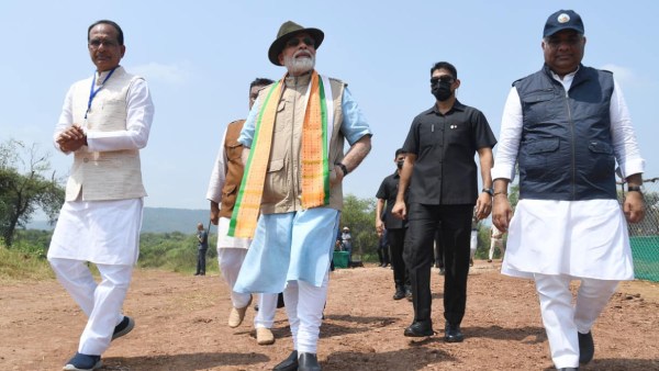 பிரதமர் மோடியின் உடை 