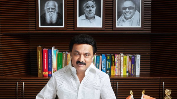 யார் யாருக்கு? 