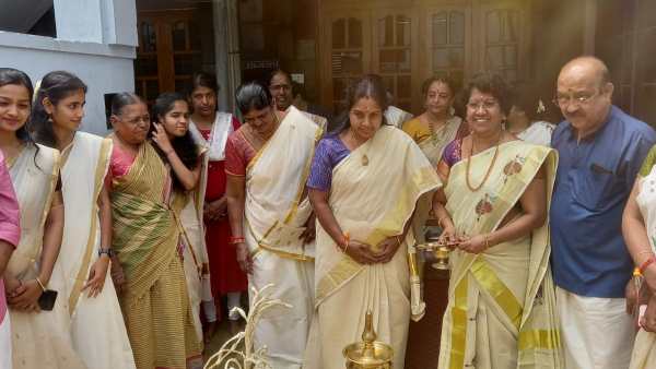  டீ கிளாஸ்