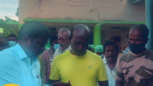 12 கி.மீ நடந்து 