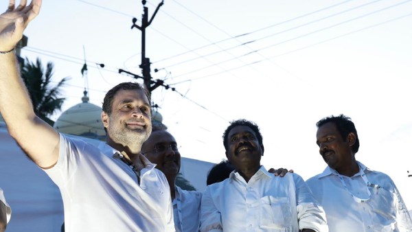  தேசிய கொடி