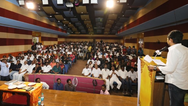  அம்மா உணவகம் - முதல்வர் ஏற்கமாட்டார் 