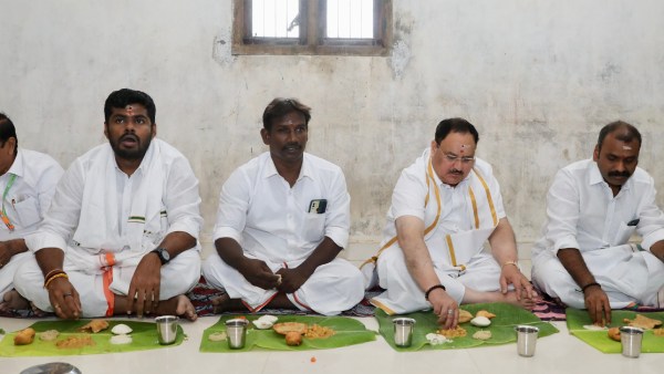  குடும்ப அரசியல்