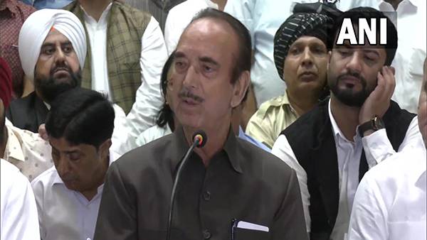 1,500 பெயர்கள் பரிசீலனை 