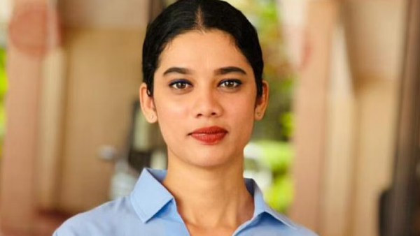 பழங்குடி இன பெண் 