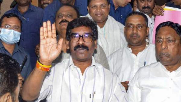 என்ன நடக்கும் என்ன நடக்கும்