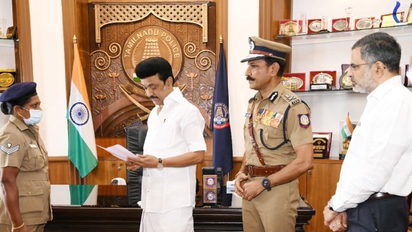 உங்கள் துறையில் முதலமைச்சர் உங்கள் துறையில் முதலமைச்சர்