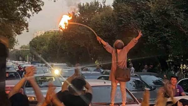 கனடா வரை பரவிய போராட்டம் கனடா வரை பரவிய போராட்டம்