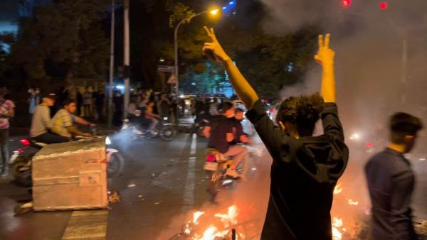 போராட்டம் போராட்டம்