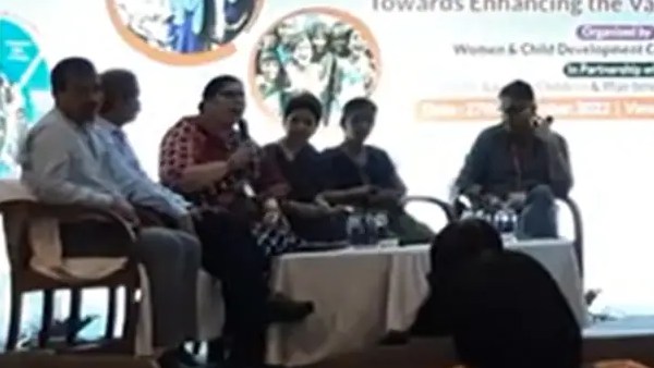 முட்டாள்தனம்