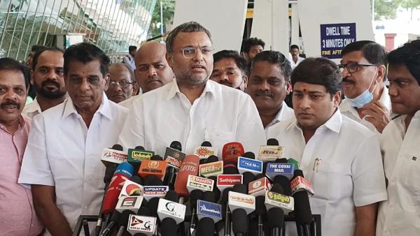  விசித்திரமான சூழல்