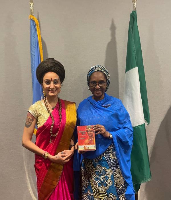 நித்தியின் விஜயபிரியா நித்தியின் விஜயபிரியா