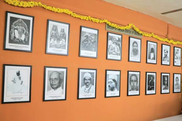 A Controversy erupts over Union Govts Press Release 