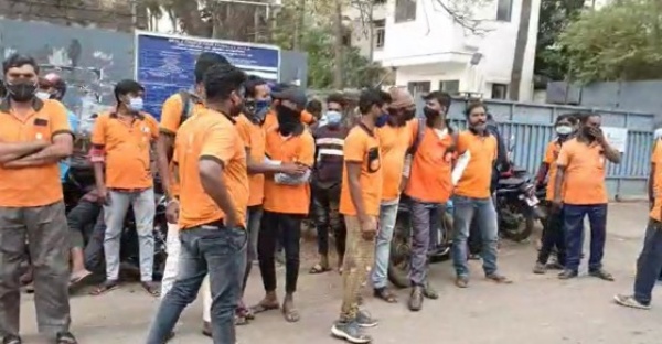 என்ன காரணம் என்ன காரணம்