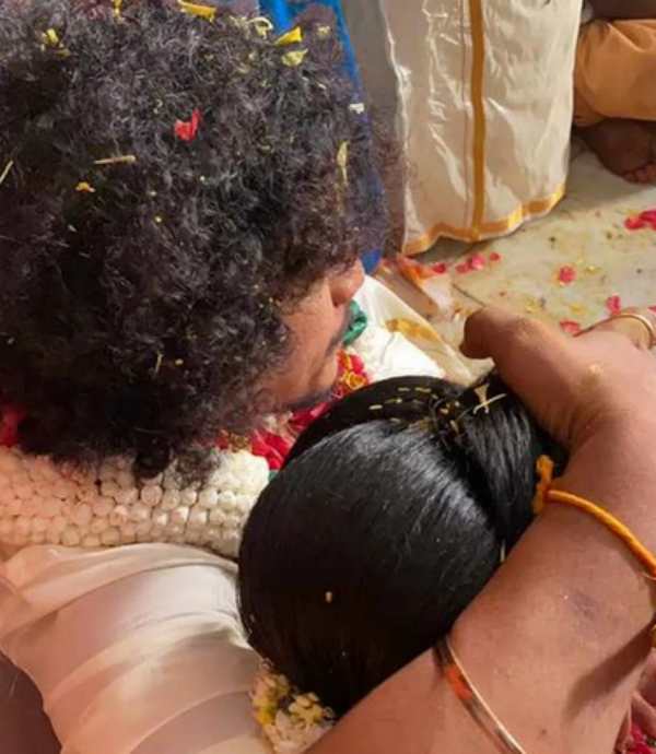 இன்ப அதிர்ச்சியில் ரசிகர்கள்