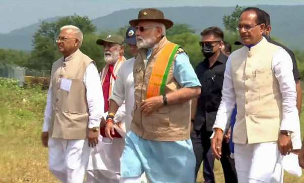 சீட்டாக்களை திறந்து விட்டார் 