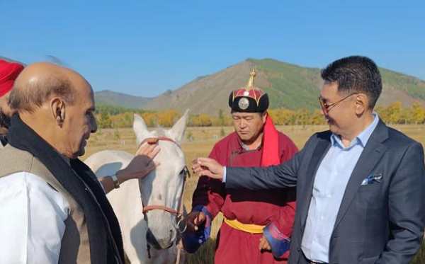 மக்கள் தொகைக்கு நிகராக.. மக்கள் தொகைக்கு நிகராக..