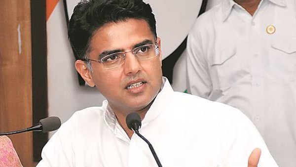 இரட்டை பதவி 