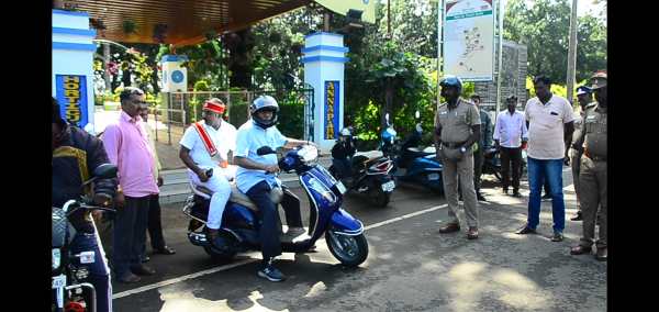 சாலை துண்டிப்பு 