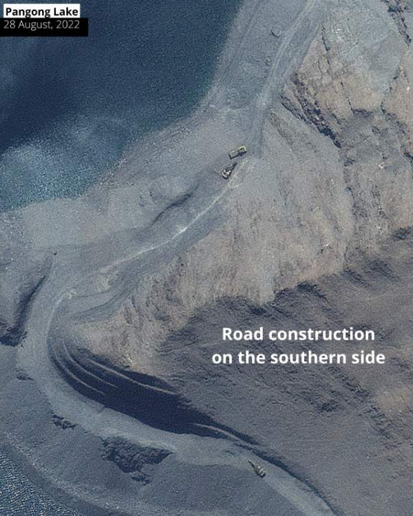 ராணுவ போக்குவரத்து 