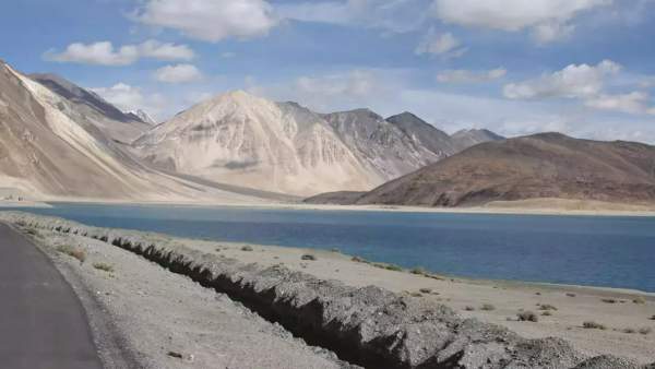  சீனா அத்துமீறல் 