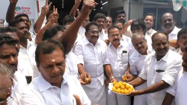  அடுத்த முதல்வர்