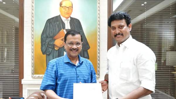 கெஜ்ரிவால் 