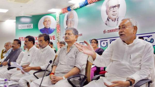 நிதிஷ்குமார் 