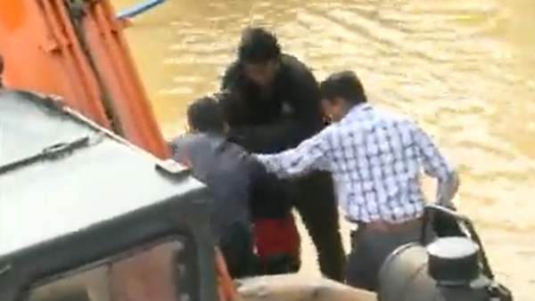 தண்ணீர் தேங்கியது 