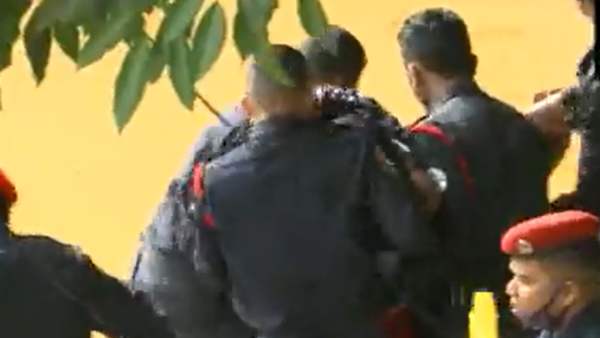 மோசமான சாலைகள் 