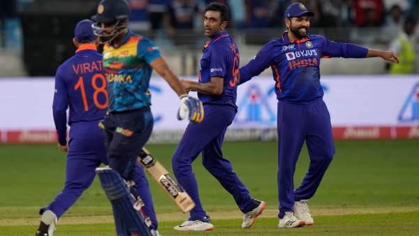 காரணம் 4 - கேப்டன்சி 